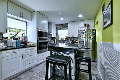 214 N William Street, Mount Prospect, IL 60056 - Photo 6