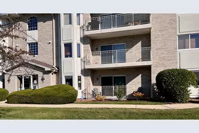 717 N 5th Avenue #101, Addison, IL 60101 - Photo 2
