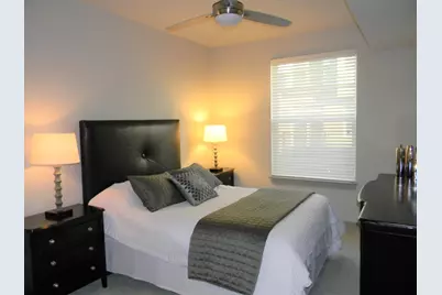 680 E Algonquin Road #1104, Schaumburg, IL 60173 - Photo 6