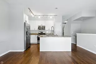 346 E 25th Pl, Chicago, IL 60616 - Photo 6