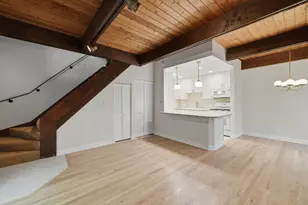 2206 N Burling St, Chicago, IL 60614 - Photo 10