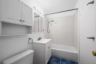 765 Grove Dr, Buffalo Grove, IL 60089 - Photo 14