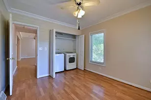215 E Grantley Ave, Elmhurst, IL 60126 - Photo 14
