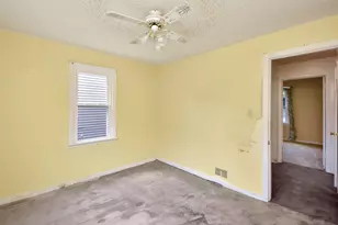 1016 W King St, Decatur, IL 62522 - Photo 24