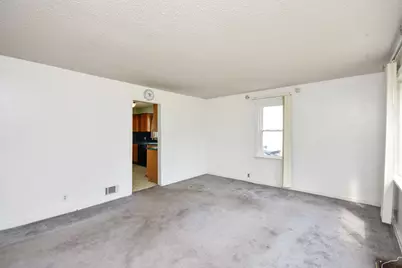 1016 W King Street, Decatur, IL 62522 - Photo 8