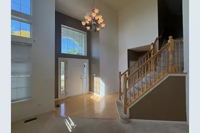 4827 W Pebble Beach Drive, Wadsworth, IL 60083 - Photo 2