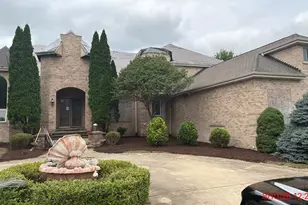 1071 Country Ln, Bourbonnais, IL 60914 - Photo 2