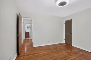 9231 N Lowell Ave, Skokie, IL 60076 - Photo 10