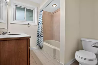 9231 N Lowell Avenue, Skokie, IL 60076 - Photo 18