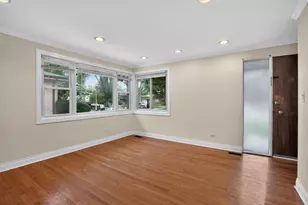 9231 N Lowell Ave, Skokie, IL 60076 - Photo 4