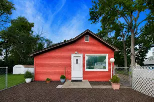 1355 Pleasant Pl, Montgomery, IL 60538 - Photo 1