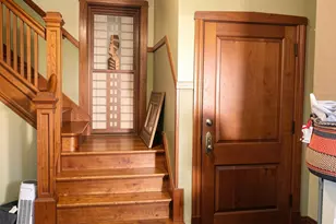 7608 S Ridgeland Ave, Chicago, IL 60649 - Photo 2