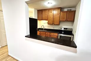 2250 N Lincoln Ave, Chicago, IL 60614 - Photo 10