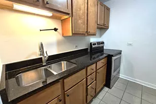2250 N Lincoln Ave, Chicago, IL 60614 - Photo 4