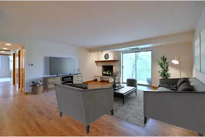 110 W Butterfield Road #302S, Elmhurst, IL 60126 - Photo 4