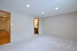 110 W Butterfield Rd, Elmhurst, IL 60126 - Photo 22