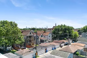3329 N Whipple St, Chicago, IL 60618 - Photo 26