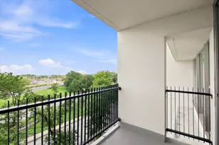 3200 N Lake Shore Dr, Chicago, IL 60657 - Photo 22