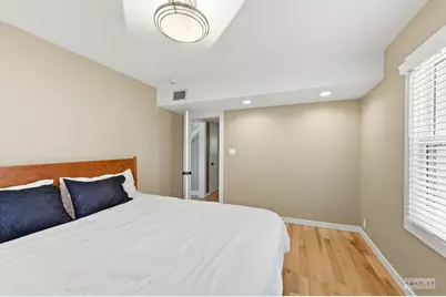 125 W Adams Street, Villa Park, IL 60181 - Photo 16