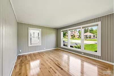 125 W Adams Street, Villa Park, IL 60181 - Photo 4