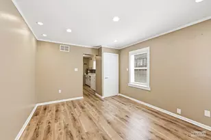 125 W Adams St, Villa Park, IL 60181 - Photo 12