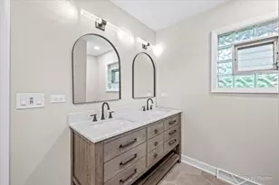 662 Orchard Ct, Roselle, IL 60172 - Photo 20