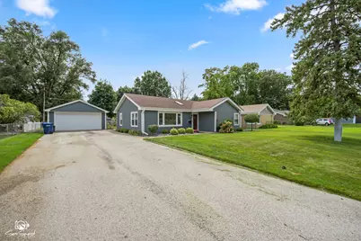 6907 W 111th Place, Worth, IL 60482 - Photo 6