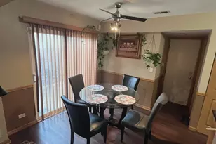 835 Four Seasons Blvd, Aurora, IL 60504 - Photo 4