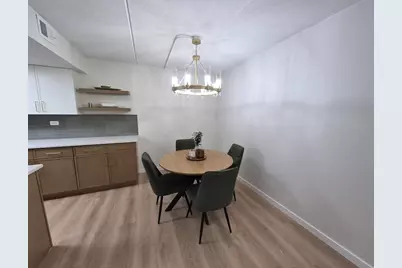 512 Redondo Drive #409, Downers Grove, IL 60516 - Photo 8