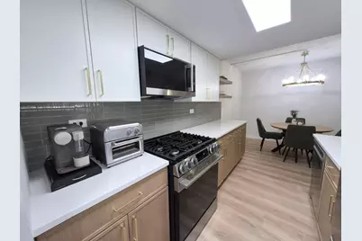 512 Redondo Drive #409, Downers Grove, IL 60516 - Photo 2