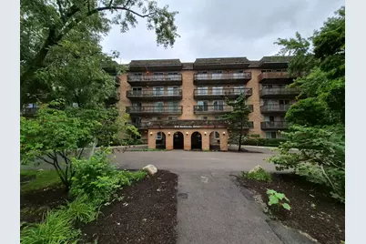 512 Redondo Drive #409, Downers Grove, IL 60516 - Photo 1