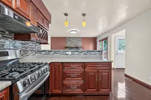 14631 Knox Ave, Midlothian, IL 60445 - Photo 8