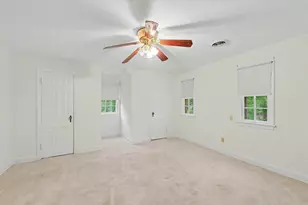 611 S James St, Champaign, IL 61821 - Photo 34