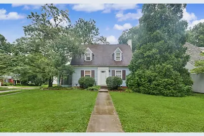611 S James Street, Champaign, IL 61821 - Photo 2
