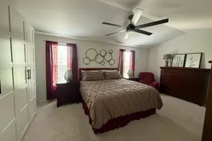 995 Reserve Dr, Elgin, IL 60124 - Photo 14