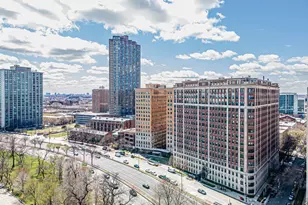 3750 N Lake Shore Dr, Chicago, IL 60613 - Photo 40