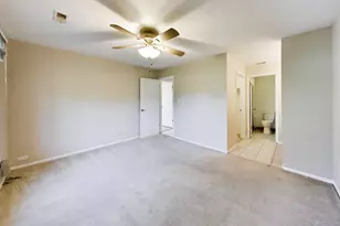 [Address not provided], Wheaton, IL 60189 - Photo 16