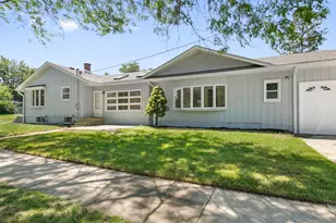 2226 Marshall Pkwy, Waukegan, IL 60085 - Photo 42