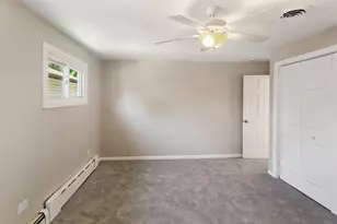 2226 Marshall Pkwy, Waukegan, IL 60085 - Photo 22