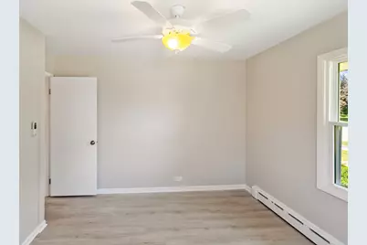 2226 Marshall Parkway, Waukegan, IL 60085 - Photo 10