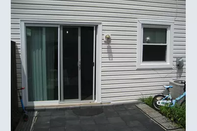 1980 Huntington Boulevard, Hoffman Estates, IL 60169 - Photo 2
