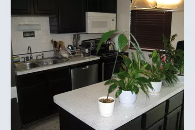 1980 Huntington Boulevard, Hoffman Estates, IL 60169 - Photo 4