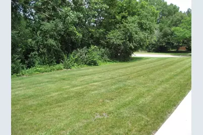 1980 Huntington Boulevard, Hoffman Estates, IL 60169 - Photo 16