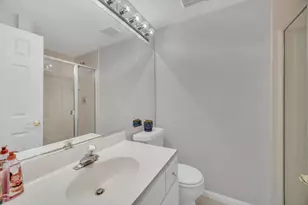 206 Albert Dr, Vernon Hills, IL 60061 - Photo 34