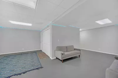 206 Albert Drive, Vernon Hills, IL 60061 - Photo 32