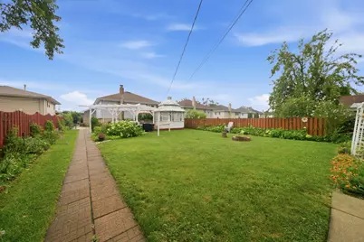 8600 Menard Avenue, Burbank, IL 60459 - Photo 44
