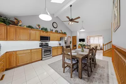 8600 Menard Avenue, Burbank, IL 60459 - Photo 22