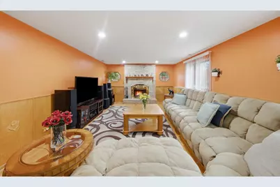 8600 Menard Avenue, Burbank, IL 60459 - Photo 14