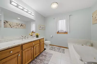 8600 Menard Avenue, Burbank, IL 60459 - Photo 24