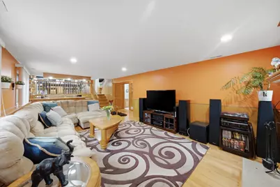 8600 Menard Avenue, Burbank, IL 60459 - Photo 16